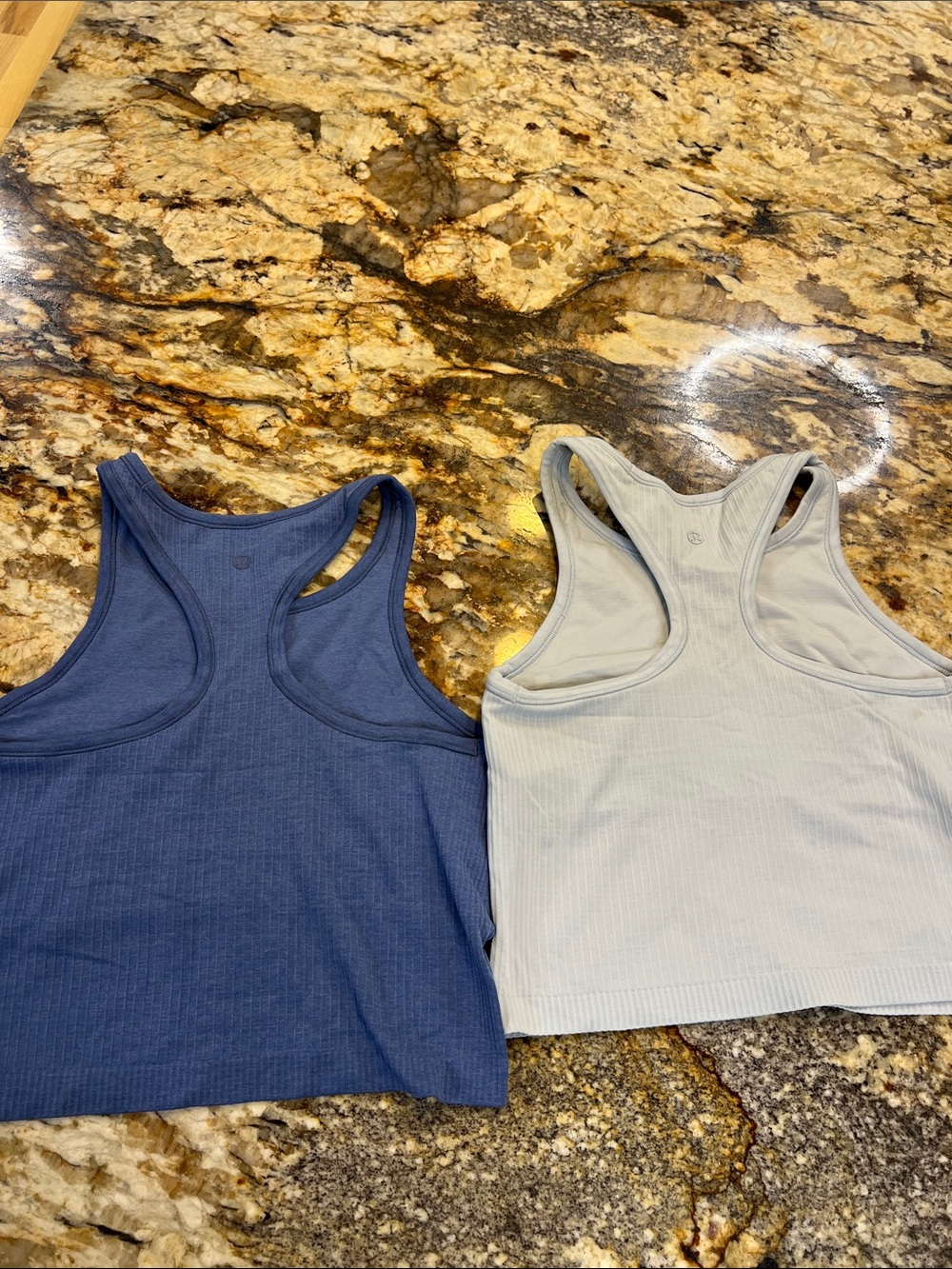 Lululemon Ebb to street cropped tanks size 81